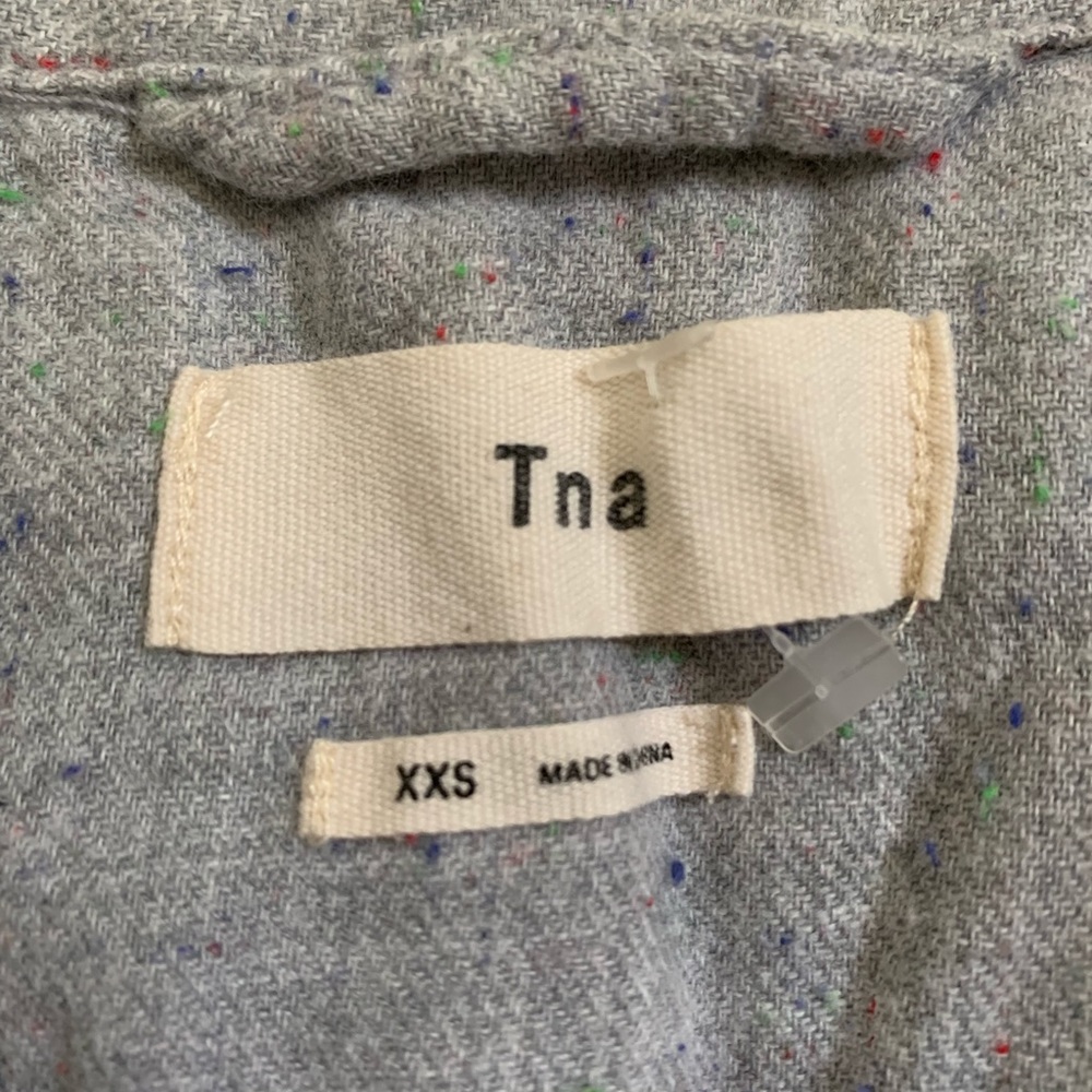 TNA Button Up - Picture 3 of 4